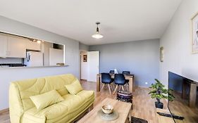 Chic Apart With Parking And Balcony