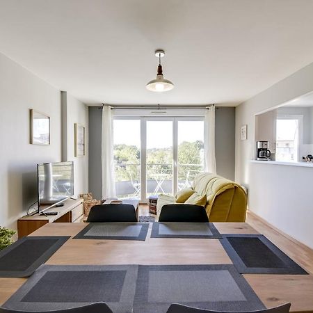 Appartement Chic Apart With Parking And Balcony à Cergy Extérieur photo