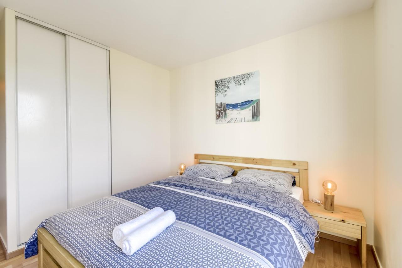 Appartement Chic Apart With Parking And Balcony à Cergy Extérieur photo